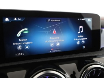 Mercedes CLA C118/X118 Shooting Brake AMG 2.0 35 AMG 306KM 2020 Mercedes CLA 35 AMG 4x4 automat full LED, zdjęcie 22