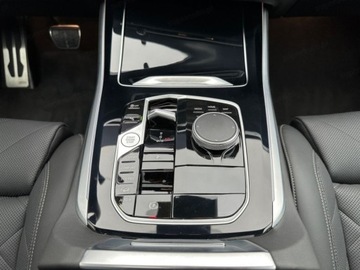 BMW X5 G05 SUV Facelifting 3.0 30d 298KM 2025 BMW X5 xDrive30d Sport Suv 3.0 (298KM) 2025, zdjęcie 9