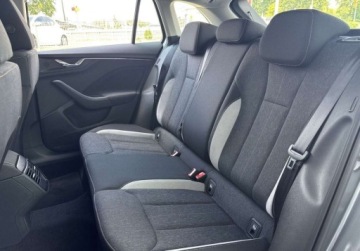 Skoda Scala Hatchback 1.5 TSI 150KM 2022 Skoda Scala Style 1.5TSI 150KM DSG Led Hak SmartLink Czuj.Park Climatronic, zdjęcie 4