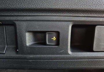 Volkswagen Passat B8 Variant Facelifting 2.0 TDI SCR 150KM 2025 Volkswagen Passat 2.0TDI 150KM DSG Business ACC Hak Kamera360 Climatronic, zdjęcie 34