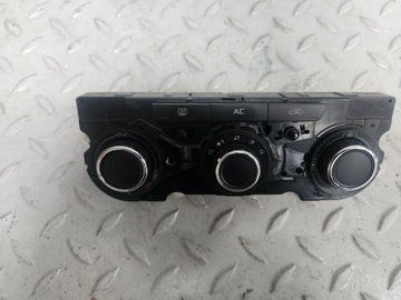 Skoda Octavia lift II Panel Nawiewu klimatyzacji 3T0820047H