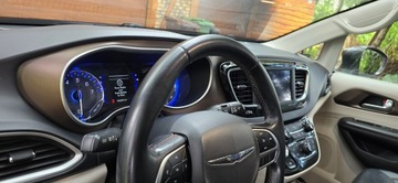 Chrysler Pacifica II 3.6 V6 291KM 2018 Chrysler Pacifica 2018 Touring L, zdjęcie 15