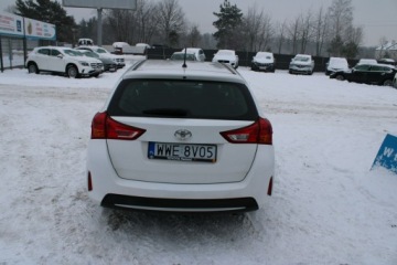 Toyota Auris II Touring Sports Facelifting 1.4 D-4D 90KM 2015 Toyota Auris Salon Polska Gwarancja Klima AU, zdjęcie 6
