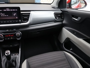 Kia Stonic I Crossover 1.0 T-GDI 120KM 2020 Kia Stonic 1.0 T-GDI, Salon Polska, 1. Właściciel, zdjęcie 7