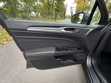 Ford Mondeo 2015 Ford Mondeo MK5 2.0 TDCI Bi-Turbo 210Koni Titanium, zdjęcie 18