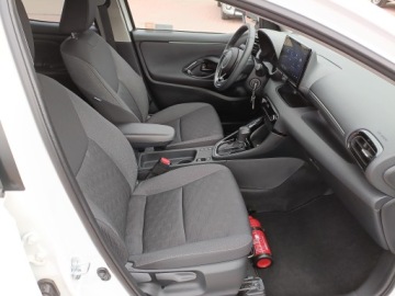 Toyota Yaris IV Hatchback 1.5 Hybrid Dynamic Force 116KM 2024 Toyota Yaris Hybrid 1.5 Style IV (2020-) 1.5 Hybry, zdjęcie 11
