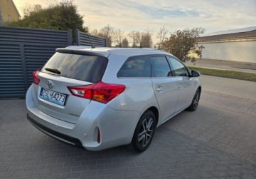 Toyota Auris II Touring Sports Facelifting 1.6 Valvematic 132KM 2015 Toyota Auris Zarejestrowany, ubezpieczony. Zapraszamy. 1.6 Benzyna 132KM, zdjęcie 8