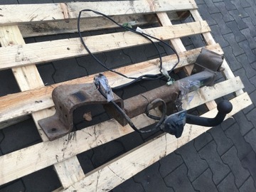 HYUNDAI TRAJET 99-08 БУКСИРОВОЧНЫЙ КРЮК