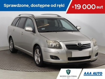 Toyota Avensis II Kombi 2.2 D-4D 177KM 2007 Toyota Avensis 2.2 D-CAT, 174 KM, HAK, Klima