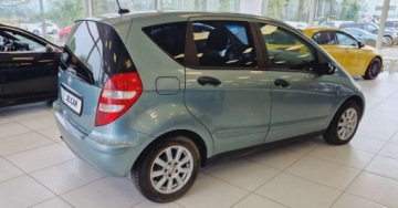 Mercedes Klasa A W169 Coupe 1.5 150 95KM 2004 Mercedes-Benz Klasa A A150 Klimatyzacja Podgrzewane fotele 1.5 Benzyna 95KM, zdjęcie 10