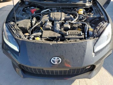 Toyota 2023 Toyota GR86 2.4L, Premium 2.4 Benzyna 228KM, zdjęcie 10