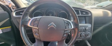 Citroen C4 II Hatchback 5d 1.6 HDi 92KM 2012 Citroen C4 2012r 1.6 HDI. Lekko uszkodzony lewy przod. Jezdzi. 1.6 92KM, zdjęcie 11