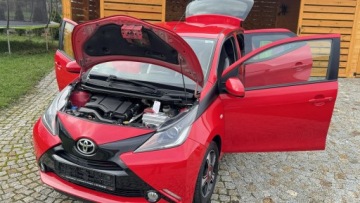 Toyota Aygo II Hatchback 5d 1.0 VVT-i 69KM 2014 Toyota Aygo 1.0 Benz. 70KM - 5Drzwi, MODEL 2015!, zdjęcie 11