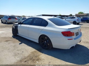 BMW Seria 5 F10-F11 M5 Limuzyna 4.4 V8 560KM 2014 BMW M5 2014 4.4l 4.4 Benzyna 560KM, zdjęcie 3