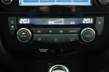 Nissan X-Trail III Terenowy 2.0 dCi 177KM 2017 Nissan X-Trail 2.0 dCi, Salon Polska, Serwis ASO, zdjęcie 9