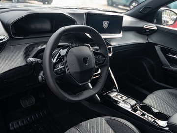Peugeot 2008 II 2025 Od ręki - Allure e-DCS 1.2 mHEV 145KM / Pakiet Navigation i Access, zdjęcie 7