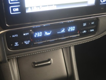 Toyota Corolla XI Sedan Facelifting 1,6 Valvematic 132KM 2017 Toyota Corolla 1.6 Valvematic, Salon Polska, zdjęcie 11