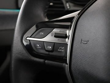 Peugeot 3008 II Crossover Facelifting  1.2 PureTech 130KM 2022 Peugeot 3008 Automat Navi Kamera cofania, zdjęcie 35