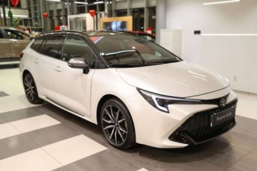 Toyota Corolla XII TS Kombi Facelifting 2.0 Hybrid Dynamic Force 196KM 2024 Toyota Corolla 2.0 Hybrid GR Sport Dynamic 2.0 Hybryda 196KM, zdjęcie 2