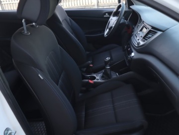 Hyundai Tucson III SUV 1.6 GDI 132KM 2015 Hyundai Tucson 1.6 GDI, Klima, Parktronic, zdjęcie 8