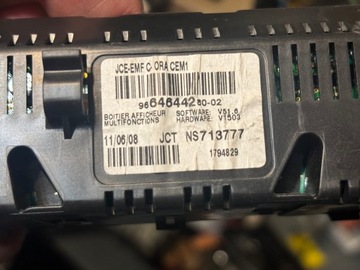 DISPLEJ AUTORÁDIO OBRAZOVKA BUDÍK HODINY PEUGEOT 308 I 1 T7 9664644280 !