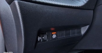 Peugeot 2008 II SUV 1.2 PureTech 100KM 2021 Peugeot 2008 90 Tkm - Bezwypadkowy - Navi - Grzane fotele 1.2 Benzyna 101KM, zdjęcie 14