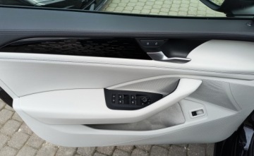 Volkswagen Passat B8 Variant Facelifting 2.0 TDI SCR 150KM 2025 Volkswagen Passat 2.0 TDI 150KM Elegance DSG, Salo, zdjęcie 24