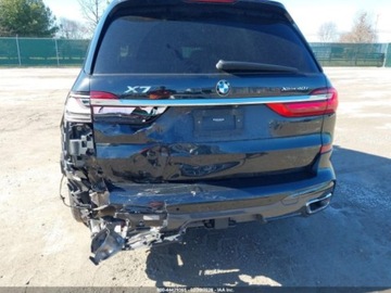 BMW X7 2021 BMW X7 2021 BMW X7 XDRIVE40I 3.0 Benzyna 335KM, zdjęcie 14