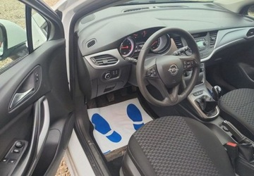Opel Astra K Sports Tourer 1.0 Turbo 105KM 2016 Opel Astra Super stan Kola zimowe Bezwypadek Zarejestrowana Benzyna, zdjęcie 4