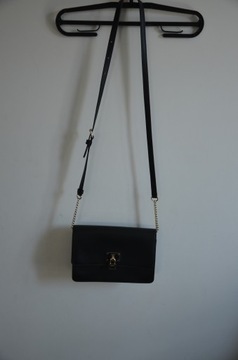 Torebka DKNY czarna na ramię 24x18 cm jak nowa