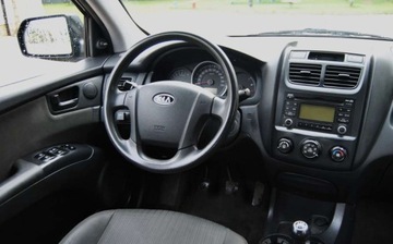 Kia Sportage II 2.0 i 16V 142KM 2009 Kia Sportage 2009r, 2.0 BenzynaLPG, 2 Komplety opon, Od 11 lat u 1 wlascic, zdjęcie 10