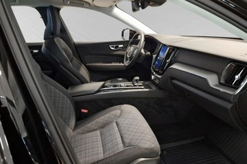 Volvo XC90 II 2022 Volvo XC 60 momentum B5 AWD, zdjęcie 7