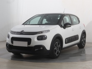 Citroen C3 III Hatchback 1.2 PureTech 82KM 2018 Citroen C3 1.2 PureTech, Salon Polska, zdjęcie 1