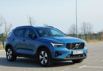 Volvo XC40 Crossover Plug-In Facelifting 1.5 T4 211KM 2023 Volvo XC 40 1,5T4 z Gwarancja Bezwypadkowy Model 2024r 1.5 Hybryda Plug-in, zdjęcie 35