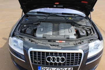 Audi A8 D3 Sedan 6.0 W12 450KM 2009