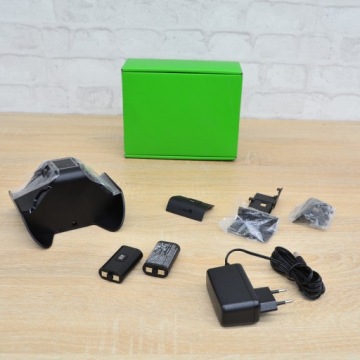 Зарядное устройство HyperX ChargePlay Duo for Xbox для двух планшетов + 2 аккумулятора