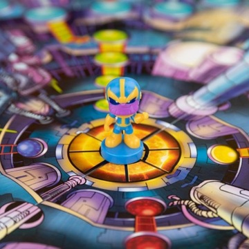 НАСТОЛЬНАЯ ИГРА CHINESE MARVEL RACE HOME CARTAMUNDI