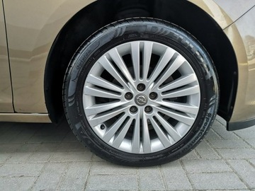 Opel Astra J Hatchback 5d Facelifting 1.6 Twinport ECOTEC 115KM 2013 Opel Astra 1,6 16v 116KM Klima LIFT Isofix Ledy, zdjęcie 24