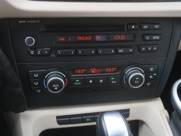 BMW X1 E84 Crossover xDrive18d 143KM 2010 BMW X1 xDrive18d, Salon Polska, 4X4, Automat, zdjęcie 16