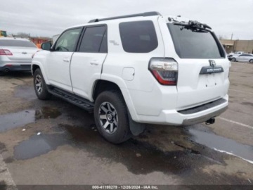 Toyota 2023 Toyota 4-Runner TRD Off Road Premium, 2023r., 4x4, 4.0L 4.0 Benzyna 270KM, zdjęcie 3