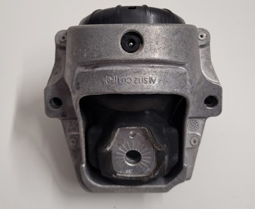 AUDI A4 8K A5 FACELIFT ULOŽENÍ MOTORU JAKO NOVÁ 8R0199381AM