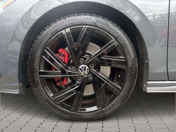 Volkswagen Golf VIII GTI 2.0 TSI 245KM 2024 Volkswagen Golf GTI, 2.0 TSI, 245 KM, skrzynia automatyczna DSG 7-stopniow, zdjęcie 32