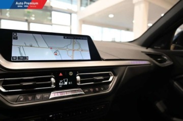 BMW Seria 1 F40 Hatchback 2.0 120d 190KM 2020 BMW Seria 1 120d xDriveNaglosnienie HarmanKardonLED Fog lights 2.0, zdjęcie 11