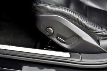 Volvo V60 I Kombi Facelifting 2.0 D3 DRIVE-E 150KM 2018 Volvo V60 2.0 D3 150KM Navi FullLed Climatronic, zdjęcie 12