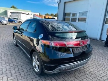 Honda Civic VIII 2007 Honda Civic VIII Hatchback 1.4 83 KM, zdjęcie 3