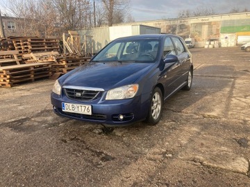 Kia Cerato Sedan 2.0 i 16V 143KM 2005 KIA CERATO liftback 2.0 143 KM, zdjęcie 3