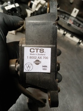 Потенциометр газа Nissan Micra K12 18002AX700