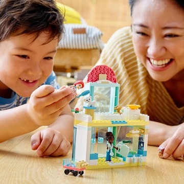 LEGO FRIENDS 41695 Klinika dla zwierzątek klocki zestaw na prezent torba