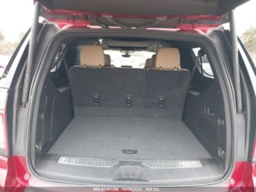 Chevrolet Suburban GMT900 2021 Chevrolet Suburban Premier 2021 5.3l 5.3 Benzyna 355KM, zdjęcie 4