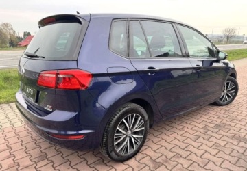 Volkswagen Golf Sportsvan Sportsvan 1.6 TDI 115KM 2017 Volkswagen Golf Sportsvan Kamery, czujniki, radar, podgrzewane fotele GWAR, zdjęcie 8